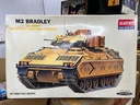 外盒 濕水 處理價 Academy 1/35 M2 Bradley 美國 陸軍 步兵 戰鬥車 模型套組 #1335