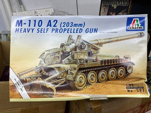 [IT-802918] 外盒 濕水 處理價 Italeri 1/35 美國 M110A2 自走式槍罐 模型套組 Heavy Self-Propelled Gun